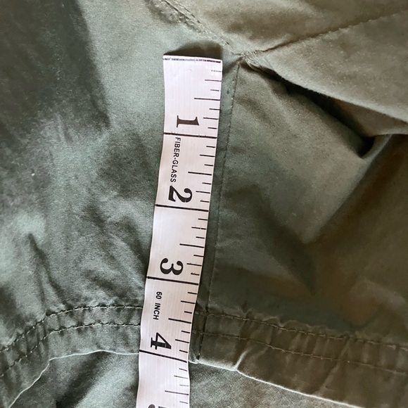 GLORIA VANDERBUILT Military Green Cotton Utility Shorts Size 14 (like a 10-12) - Picture 8 of 10